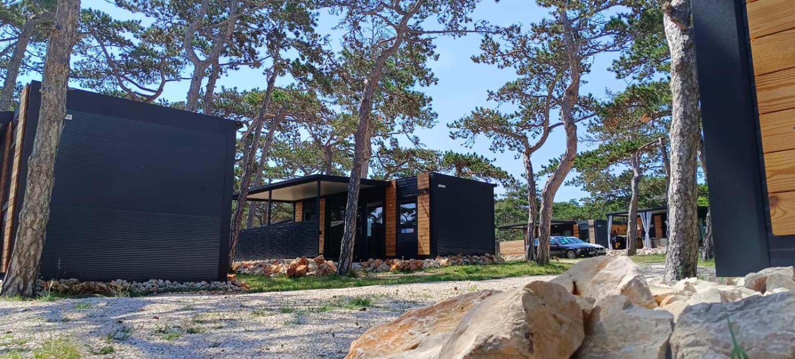 Hotel Camping Planik à Ražanac Extérieur photo