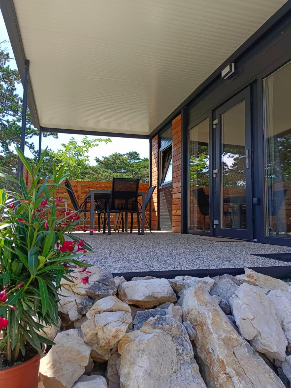 Hotel Camping Planik à Ražanac Extérieur photo