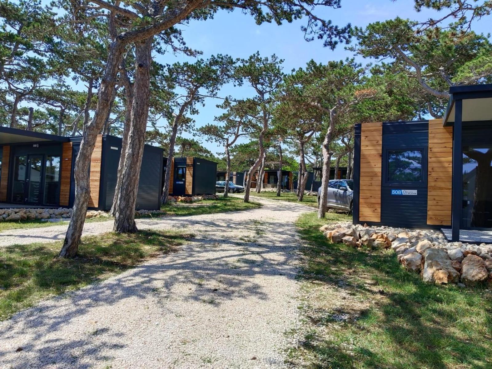 Hotel Camping Planik à Ražanac Extérieur photo