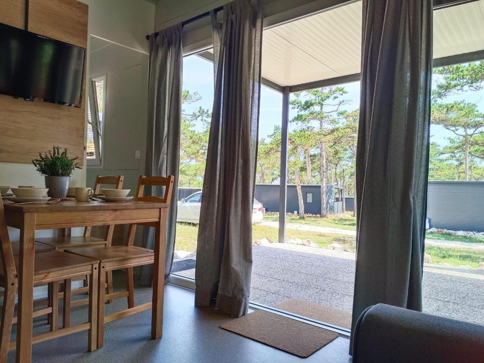 Hotel Camping Planik à Ražanac Extérieur photo