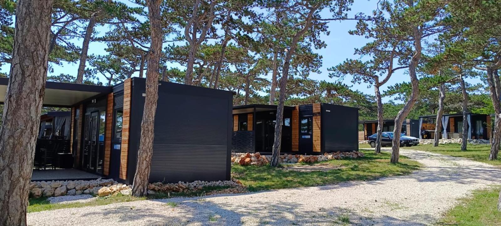 Hotel Camping Planik à Ražanac Extérieur photo
